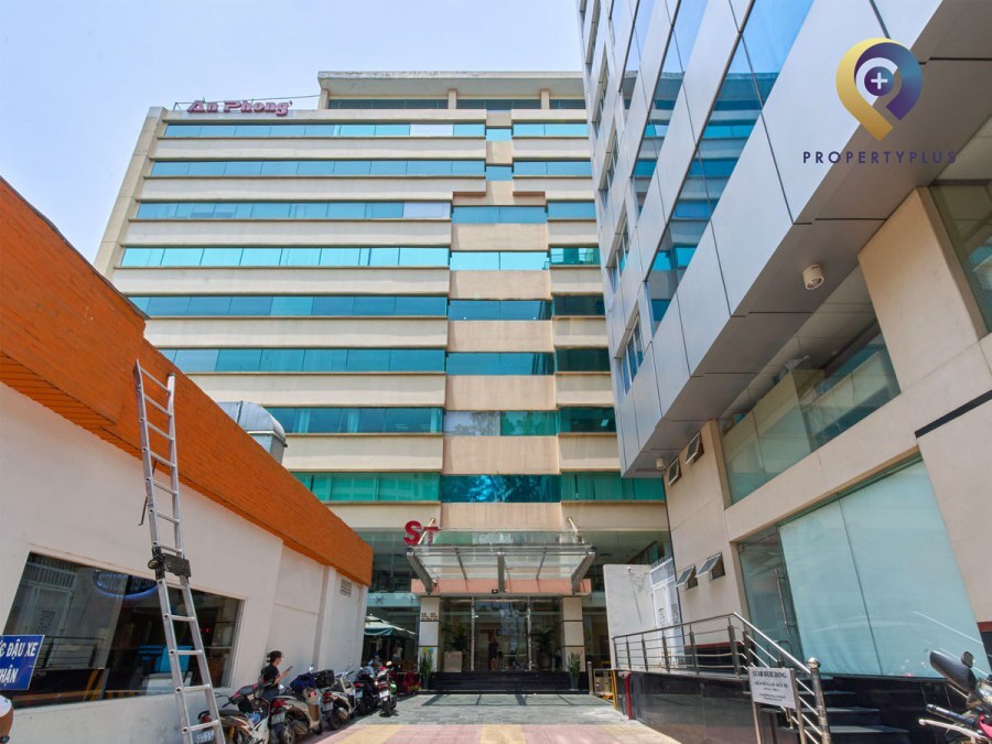 Star Building